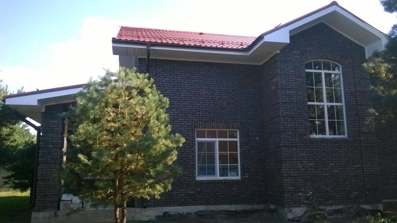 Объект в Подмосковье из кирпича ручной формовки